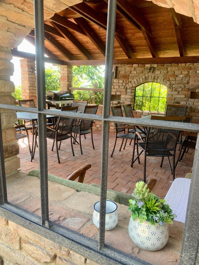 Apartmany In Veritas Mikulov Extérieur photo