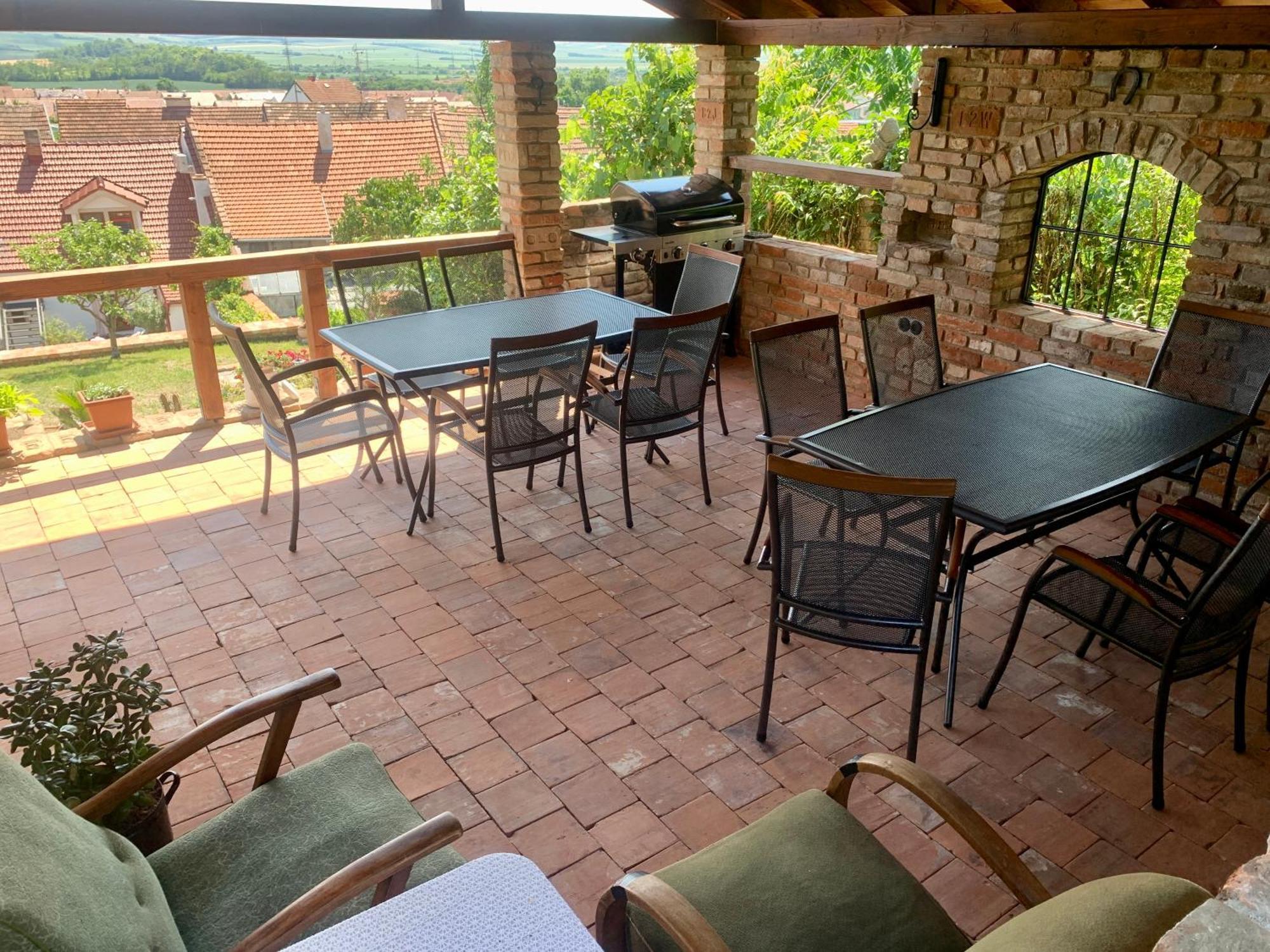 Apartmany In Veritas Mikulov Extérieur photo